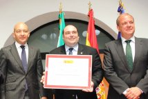 El Secretario de Estado de Comercio, Jaime García Legaz; el Alcalde de Oviedo, Agustín Caunedo; y el Presidente de Extremadura, José Antonio Monago